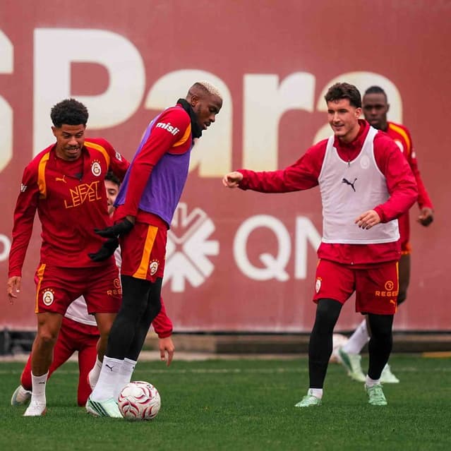 Galatasaray, Konyaspor Maçı Hazırlıklarına Kemerburgaz'da Başladı
