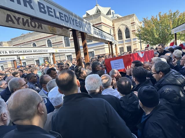 Kalp Krizi Sonucu Vefat Eden Muratpaşa Kaymakamı İhsan Kara Konya'da Defnedildi