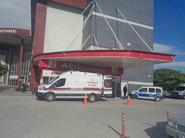 Karapınar'da Otomobil ve Motosiklet Çarpıştı: 2 Yaralı