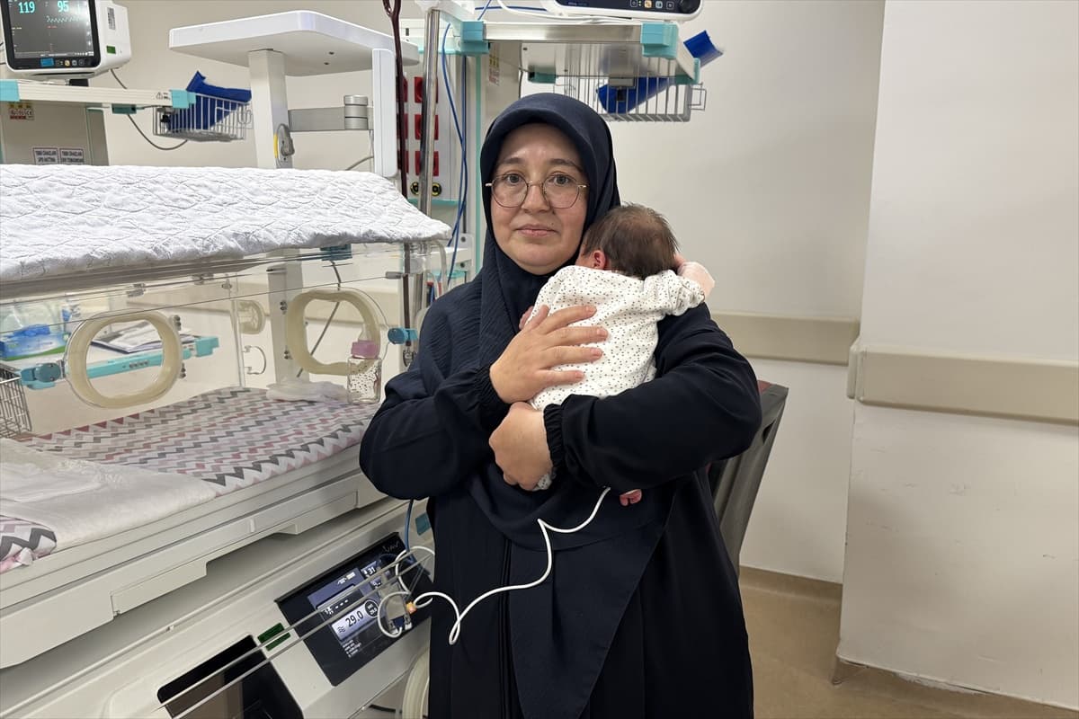 Konya'da 6 Bebek Kaybından Sonra İkinci Mutluluk: Anne Karnında Kan Nakli Yapıldı