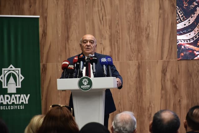 Konya'da 60. Aşıklar Bayramı Sempozyumu Başladı: 60 Halk Ozanı Sahne Alacak