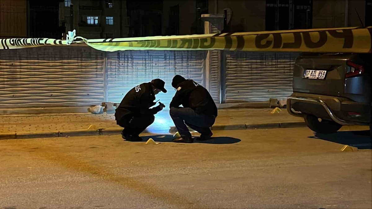 Konya'da eşini sokak ortasında öldüren zanlı tutuklandı