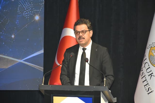 Konya'da Uluslararası Yapay Zeka Zirvesi: 68 Ülkeden 934 Bildiri Sunuluyor