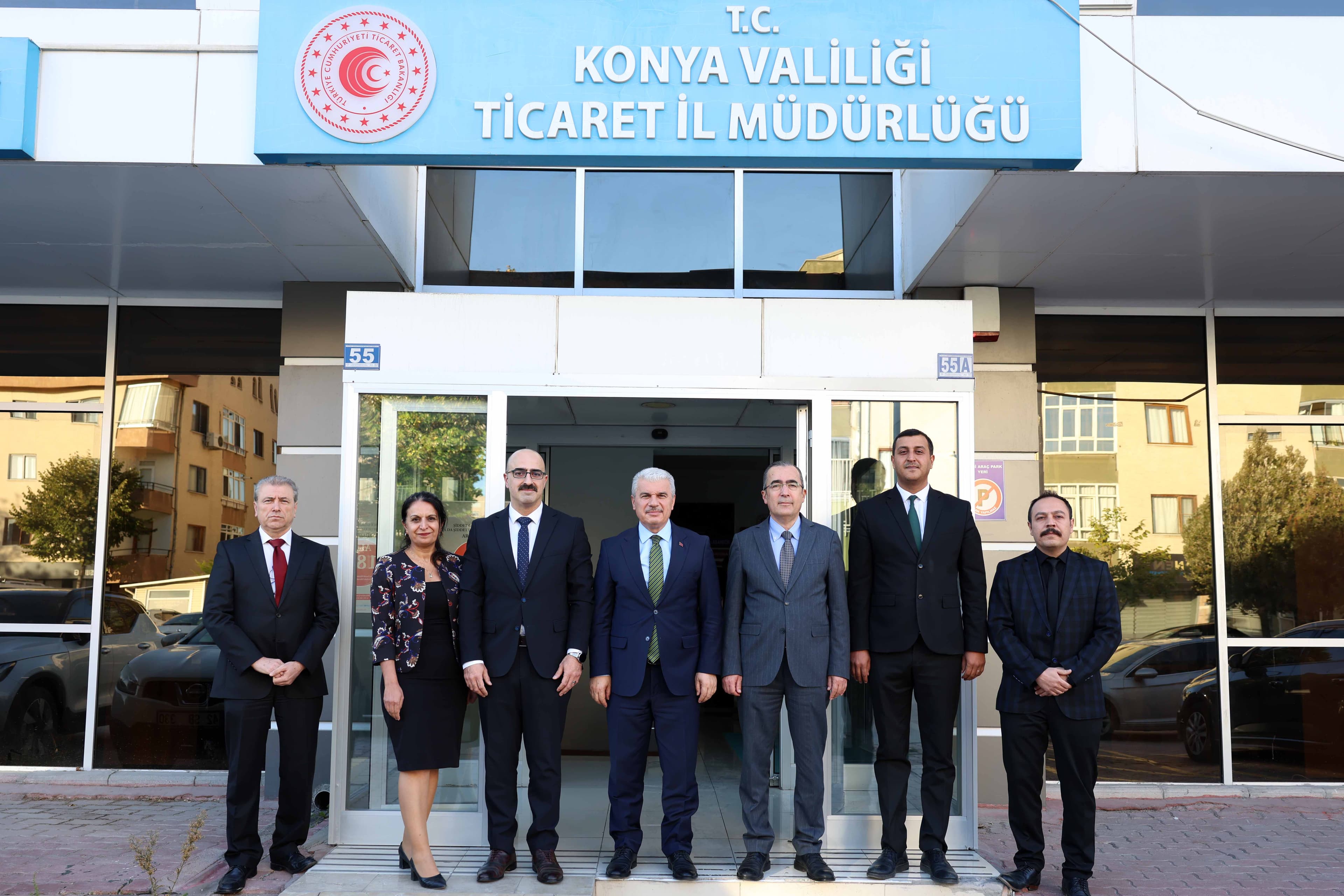 Vali İbrahim Akın'dan Ticaret İl Müdürlüğü'ne Ziyaret: Çalışmalar ve Projeler Görüşüldü
