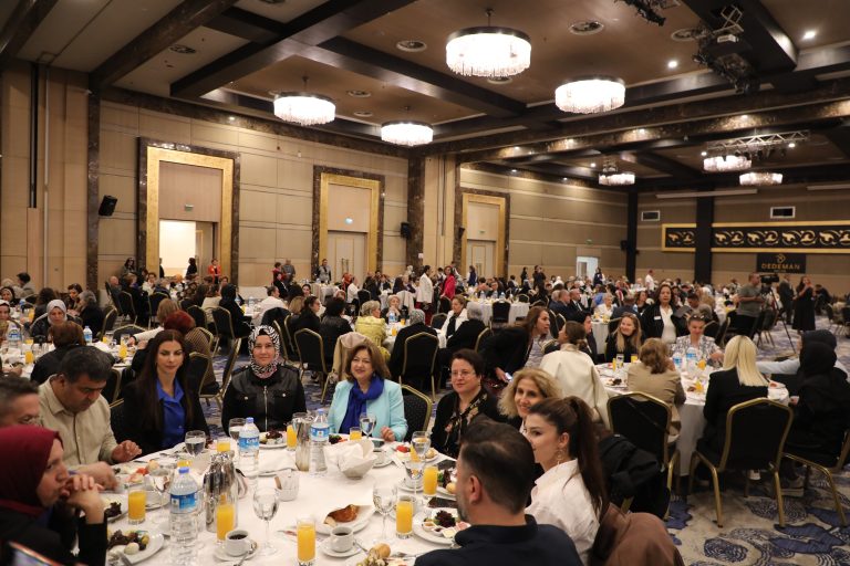 Alzheimer Gündüz Yaşam Merkezi’nden Anlamlı Farkındalık Programı